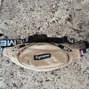 Supreme fanny pack